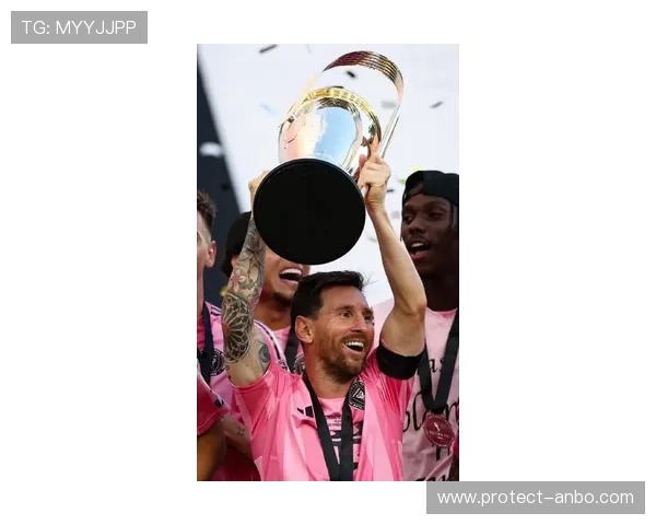 梅西加盟美国大联盟后首次亮相 震撼球迷掀起新一轮足球热潮